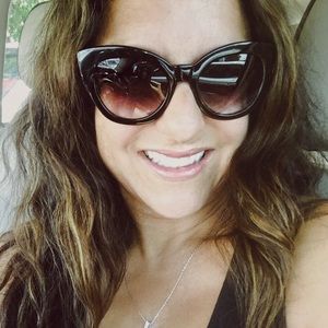 Meet your Posher, Verna